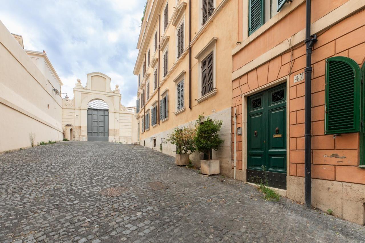 Iflat Trevi Charming Fons Trevi III — Photos 1